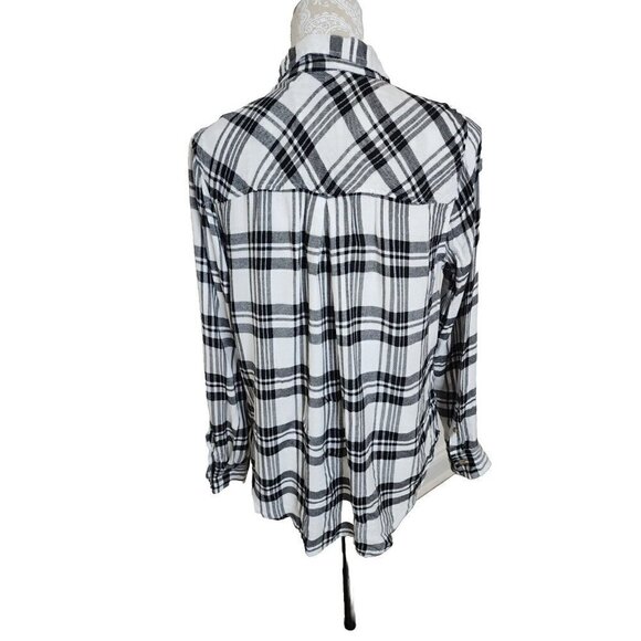 Lucky brand Women's Gray & White Plaid Lightweight Flannel Top, Large - Picture 4 of 5